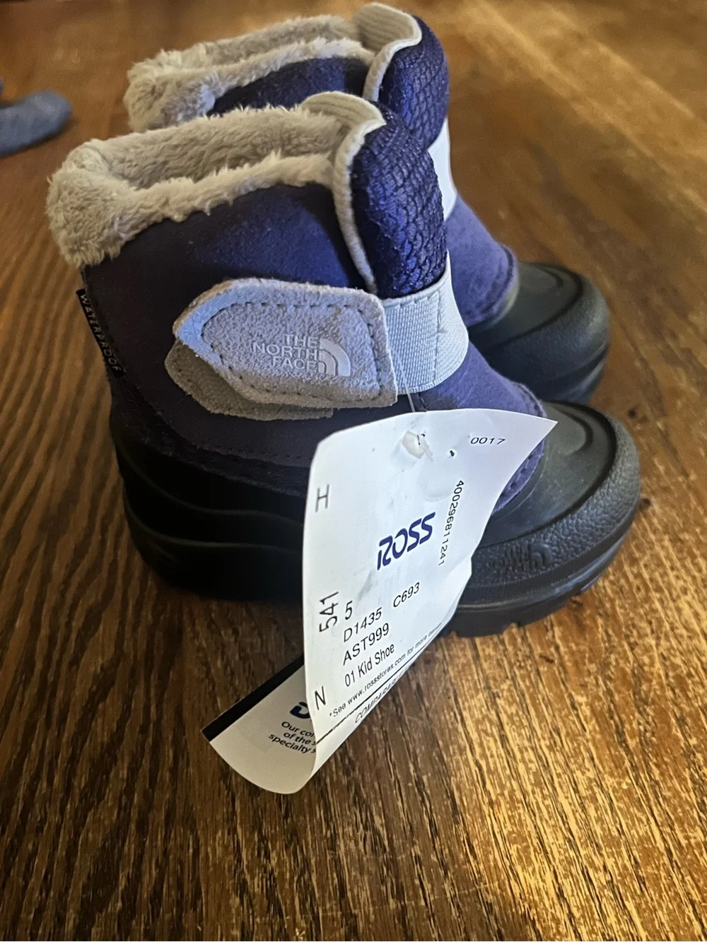 The North Face Kids Purple and White Winter Snow Boots